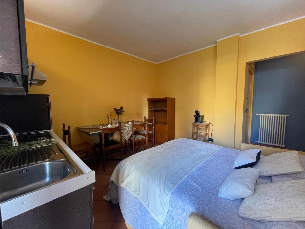 50 Metri Dal Mare - Free Parking E A/C Apartment Пиетра Лигуре Екстериор снимка