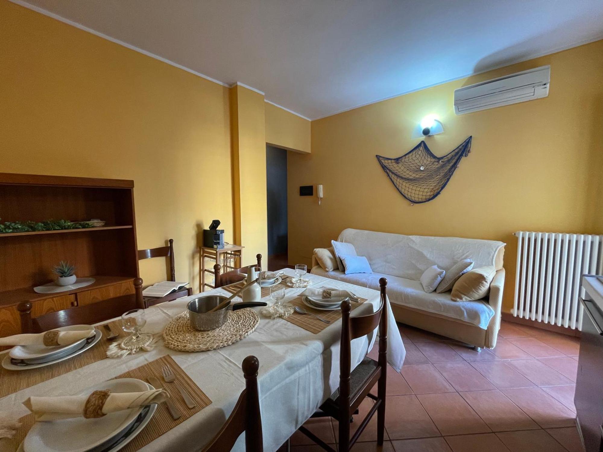 50 Metri Dal Mare - Free Parking E A/C Apartment Пиетра Лигуре Стая снимка