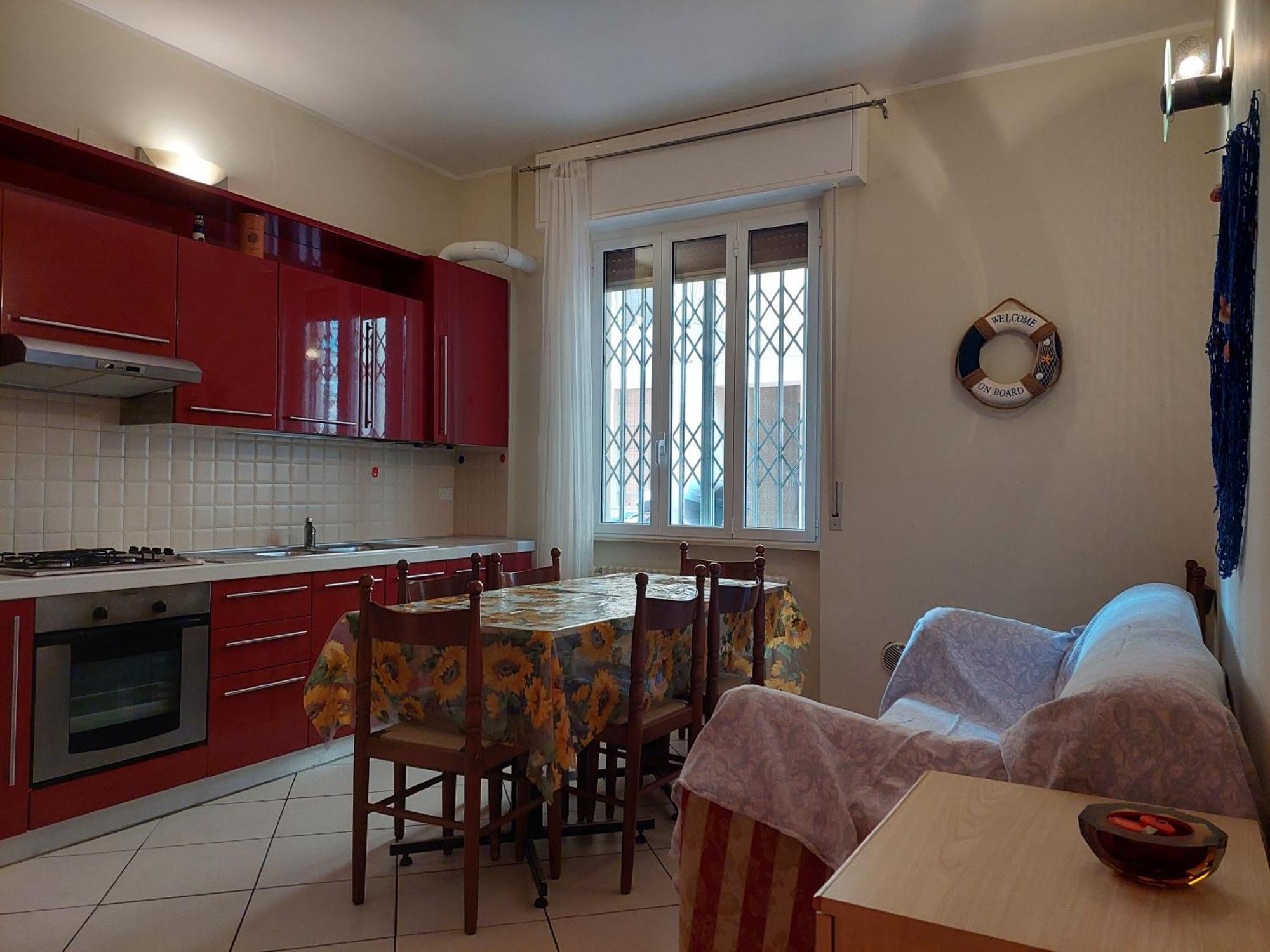 50 Metri Dal Mare - Free Parking E A/C Apartment Пиетра Лигуре Екстериор снимка