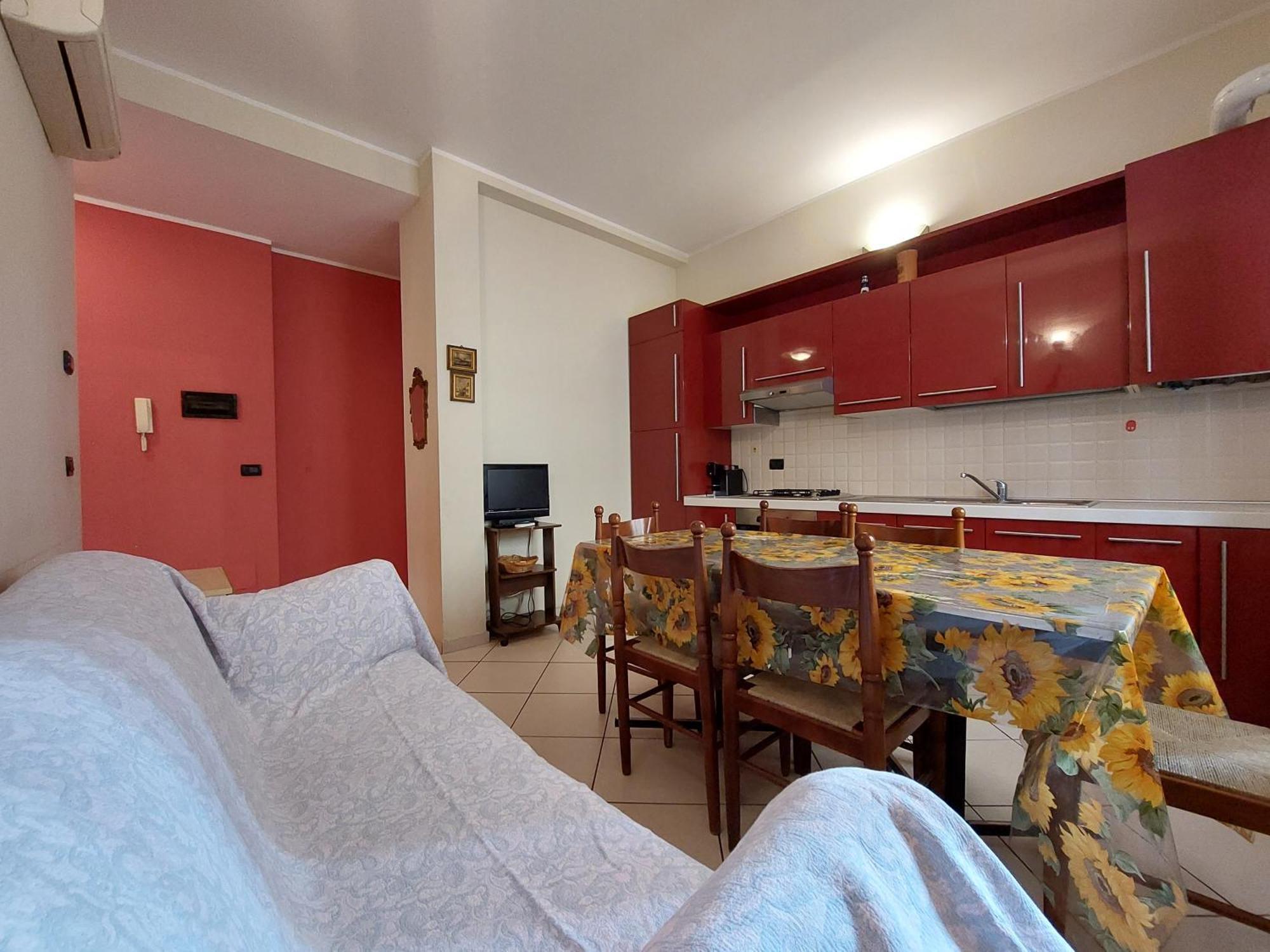 50 Metri Dal Mare - Free Parking E A/C Apartment Пиетра Лигуре Екстериор снимка